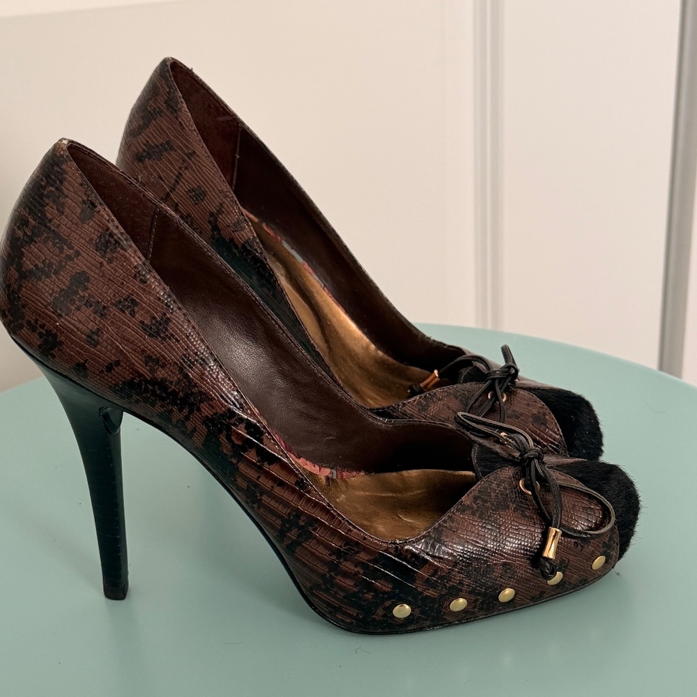 Vintage Moda in Pelle Animal Print Heels
